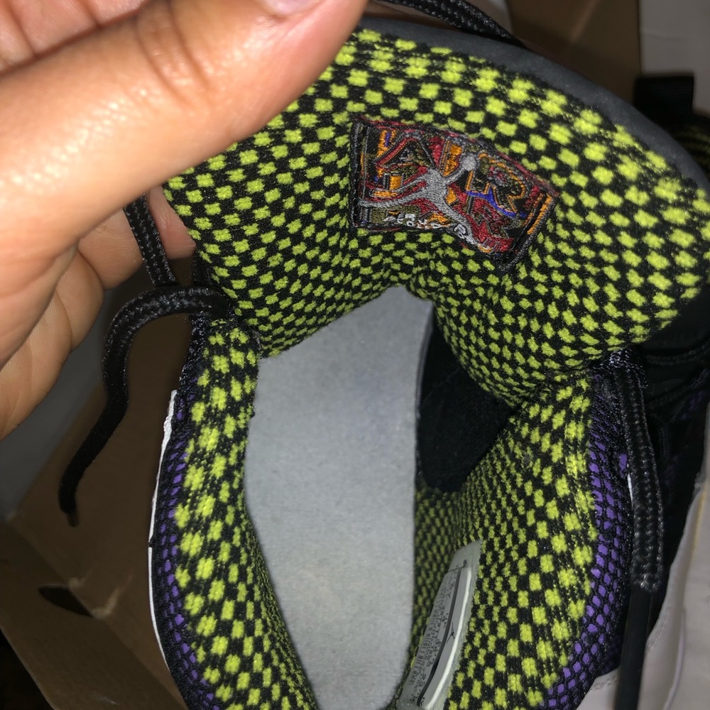 Air Jordan 10s - Picture 6 of 10